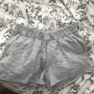 Cute lululemon drawstring shorts